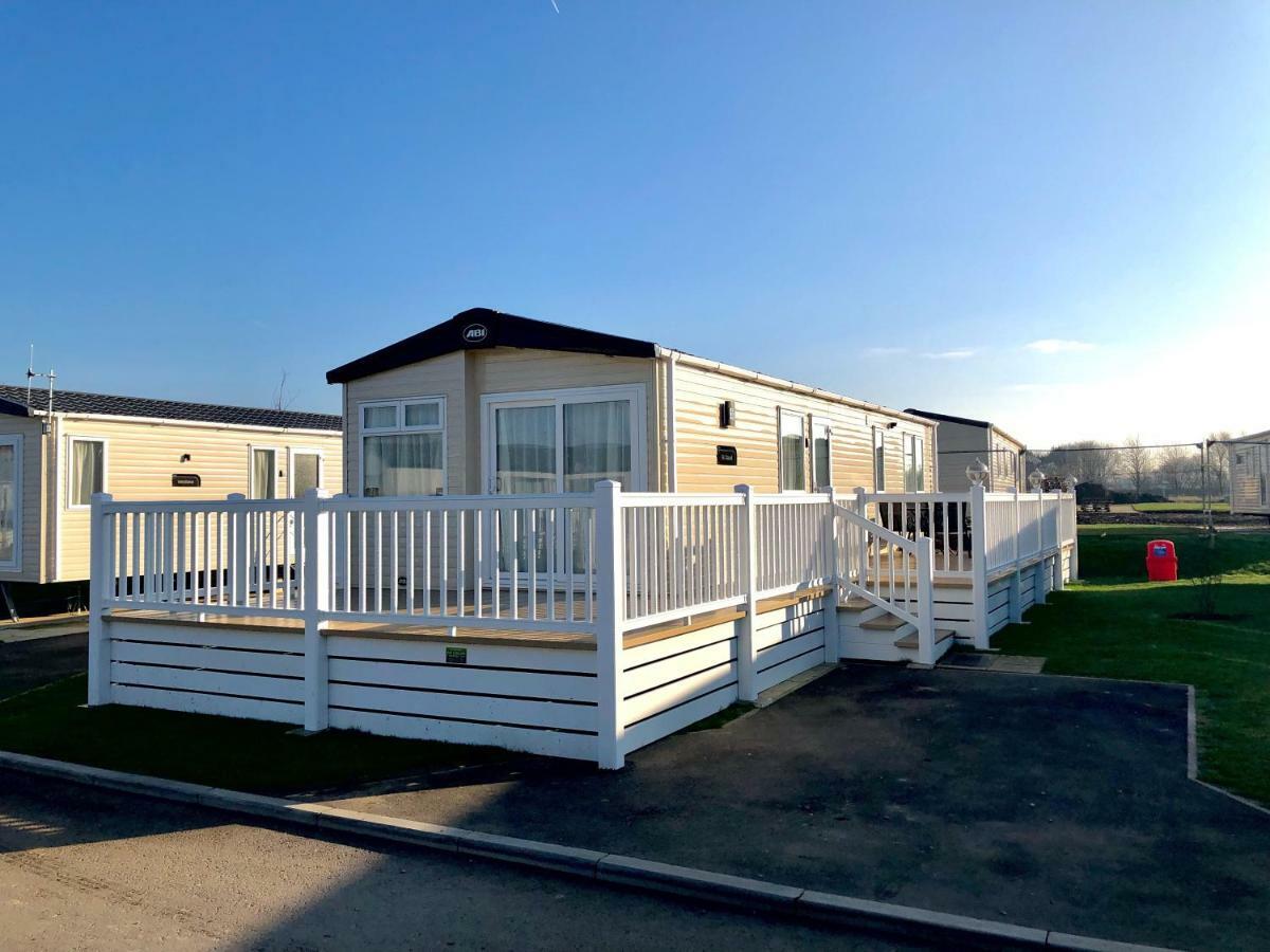 Relaxing Holiday Home With Hot Tub At Tattershall Lakes 外观 照片