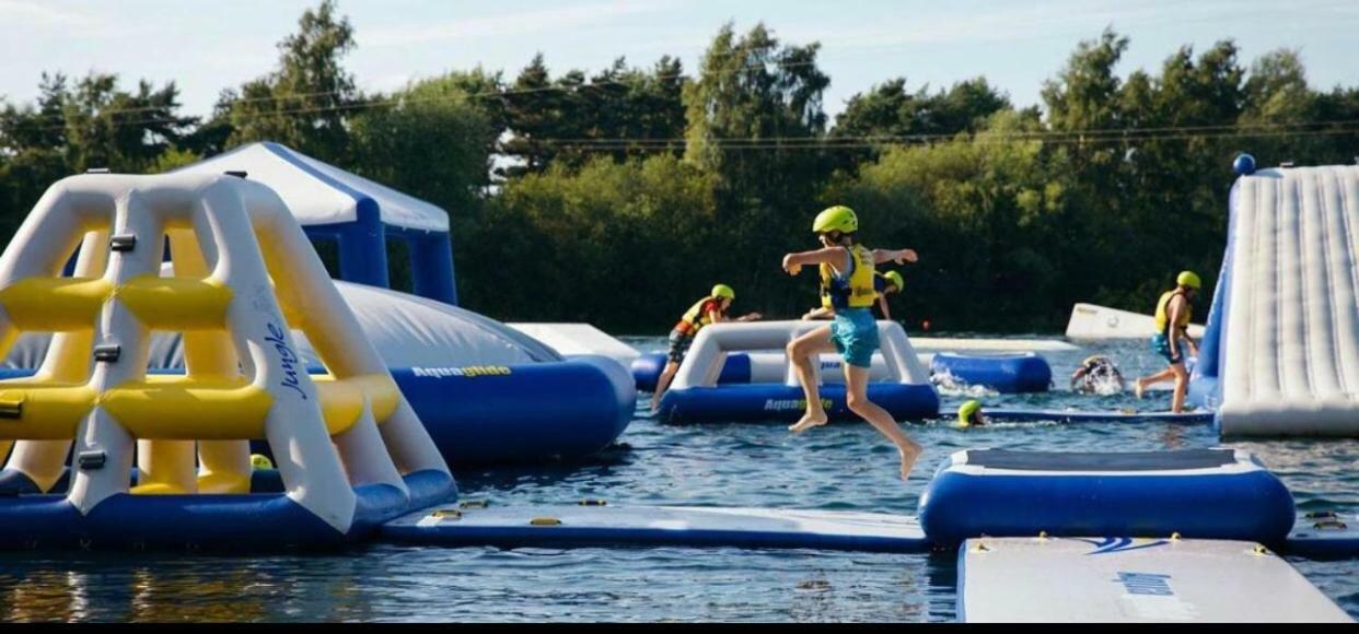 Relaxing Holiday Home With Hot Tub At Tattershall Lakes 外观 照片