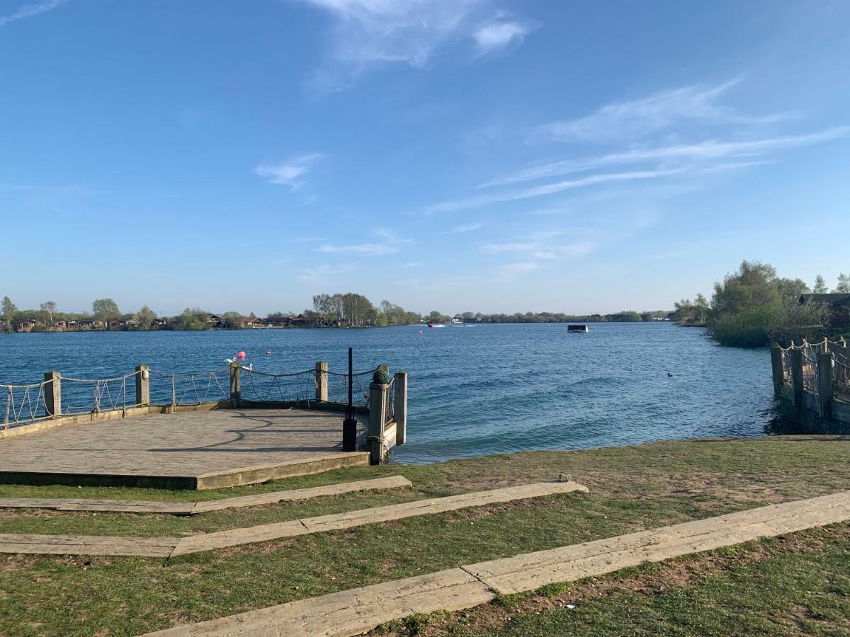 Relaxing Holiday Home With Hot Tub At Tattershall Lakes 外观 照片
