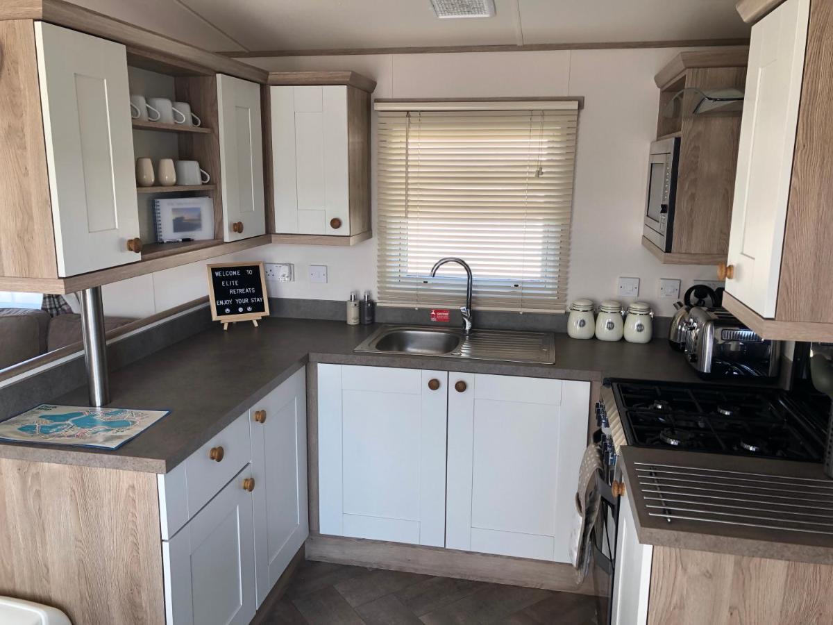 Relaxing Holiday Home With Hot Tub At Tattershall Lakes 外观 照片