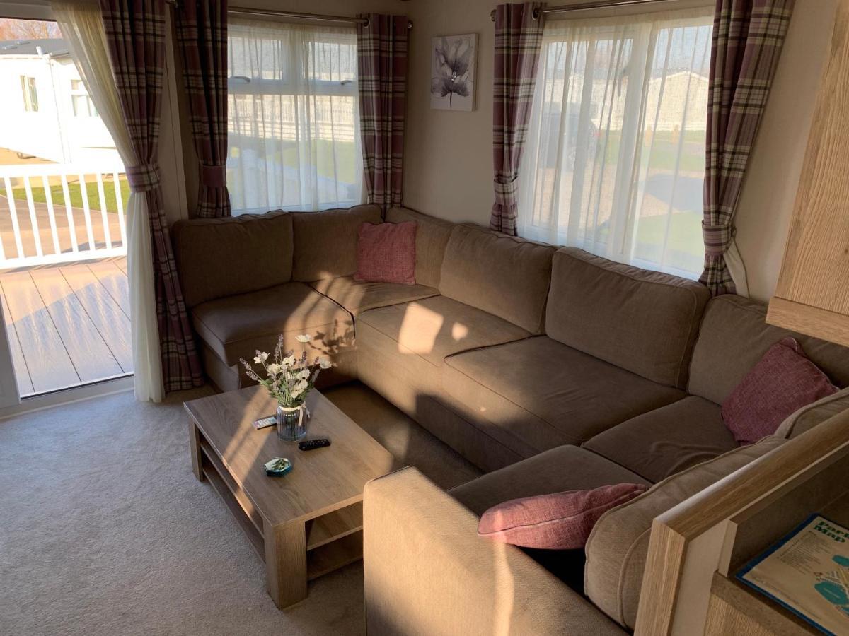 Relaxing Holiday Home With Hot Tub At Tattershall Lakes 外观 照片