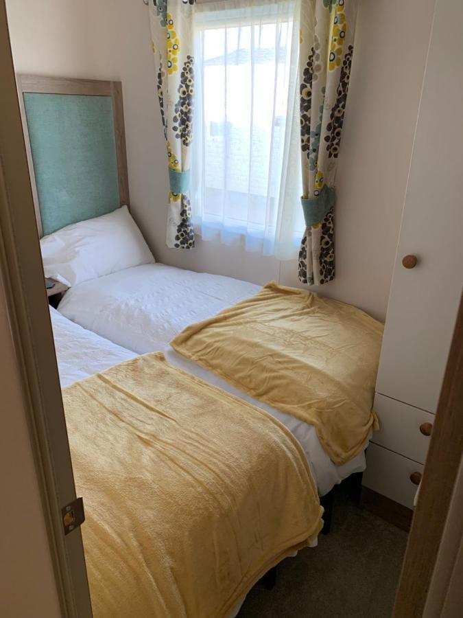 Relaxing Holiday Home With Hot Tub At Tattershall Lakes 外观 照片